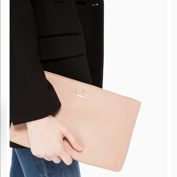 🔥SALE🔥KATE SPADE JACKSON FINLEY WRISTLET/ POUCH - Picture 7 of 7